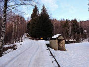 Piazzale Monumento agli Alpini sopra l'Alpe Pala (Miazzina) mt. 960 : si parte da qui
